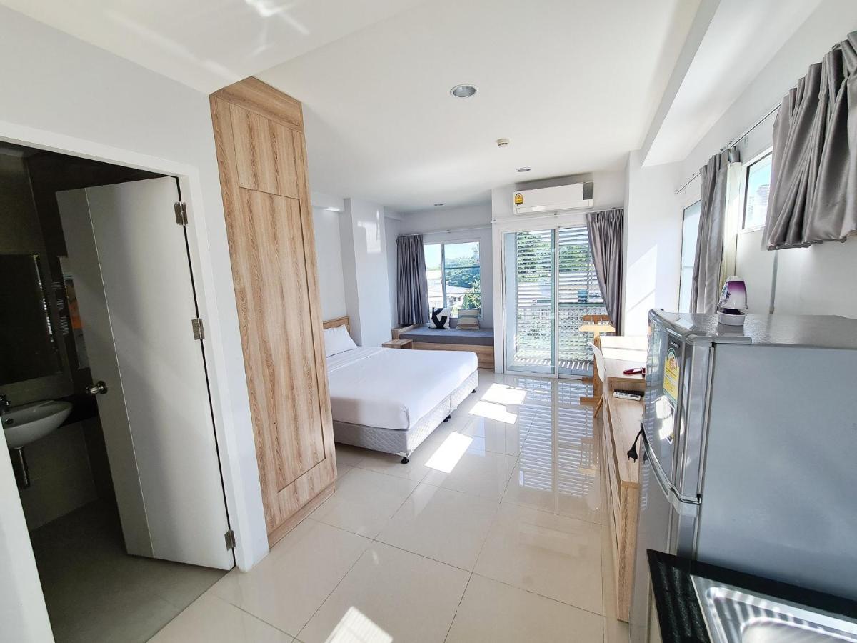 Des Res Hotel And Residence Bangkok Luaran gambar