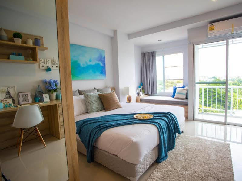 Des Res Hotel And Residence Bangkok Luaran gambar